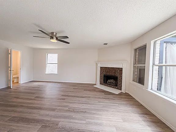 3rd image of 2324 Bantry Ln