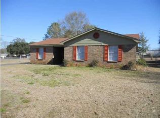 1970 Campfire Dr, Semmes, AL 36575