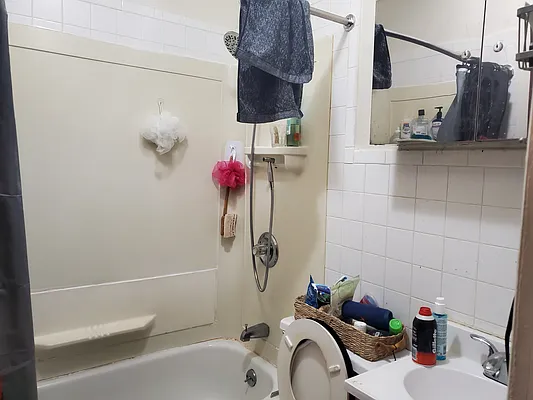 Rented by Corcoran | media 6