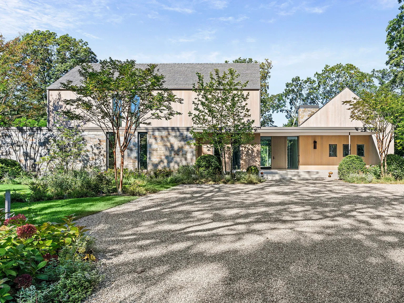 6 Havens Lane, Sag Harbor — Photo 1