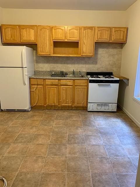 1st image of 4213 28th Ave APT A3