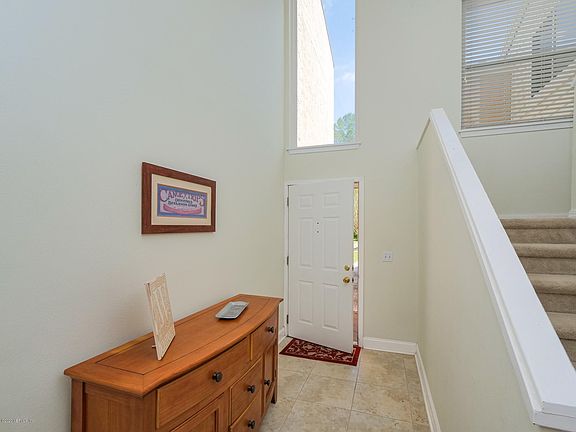 5th image of 1564 Mardis Pl W