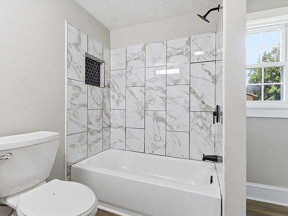 3rd image of 4 Chigger Ridge Ln