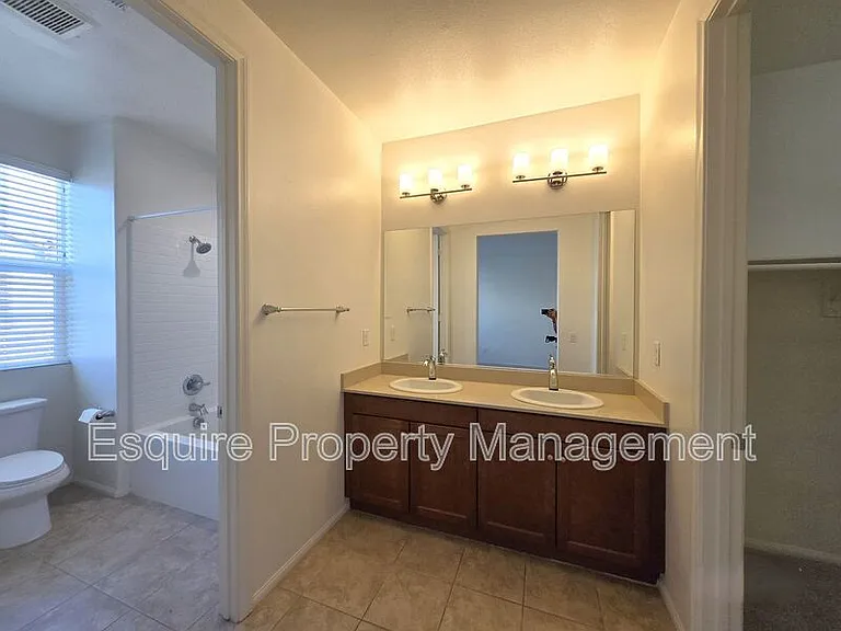 433 Castiano St — Photo 22