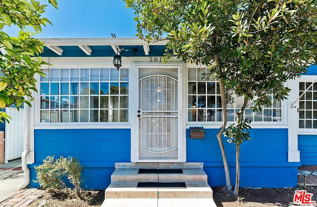 2 bed, 1.0 bath, 900 sqft, $4,500 — Photo 3