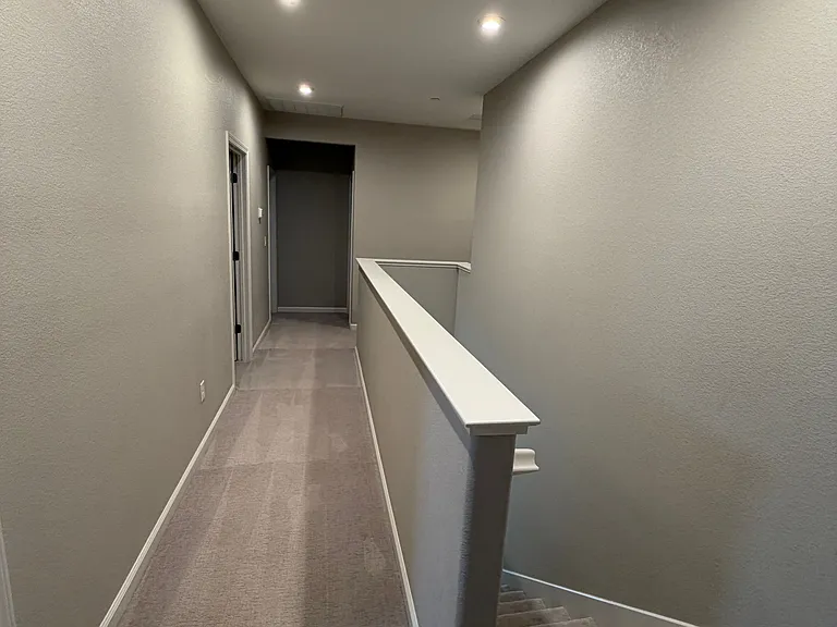 700 Apricot Cir — Photo 13