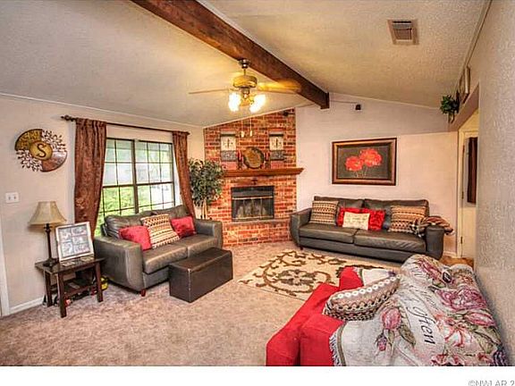 3rd image of 1027 Highland Dr