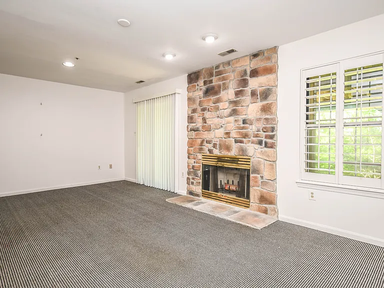 5918 Edson Ln — Photo 47