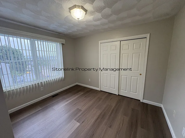 32 Horace St — Photo 12