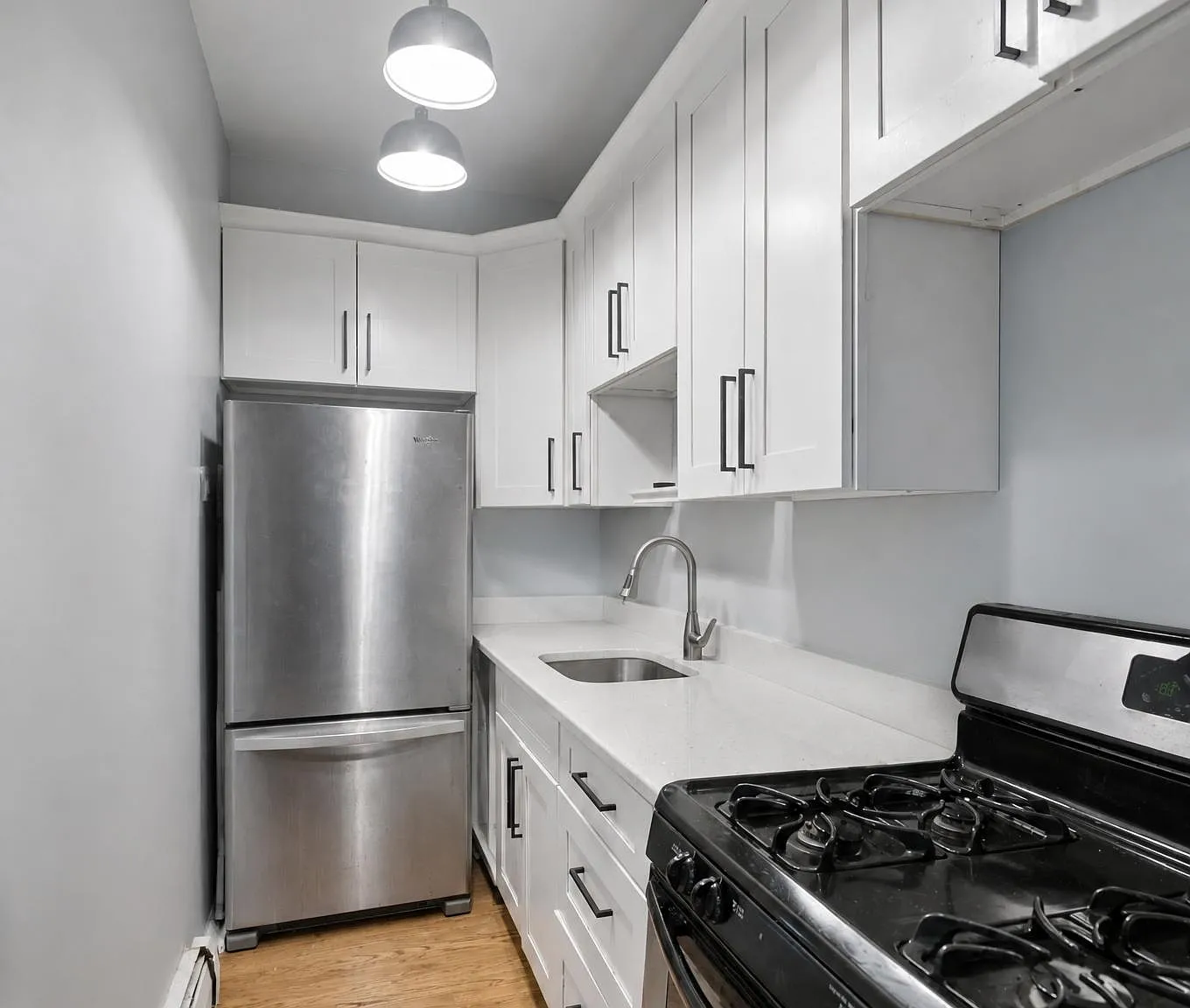 1 bed, 1.0 bath, $3,400 — Photo 4