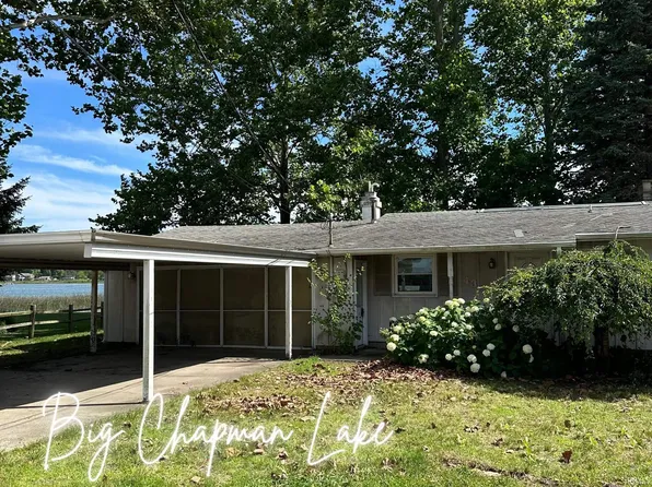 43 Ems C28g Ln, Warsaw, IN 46582