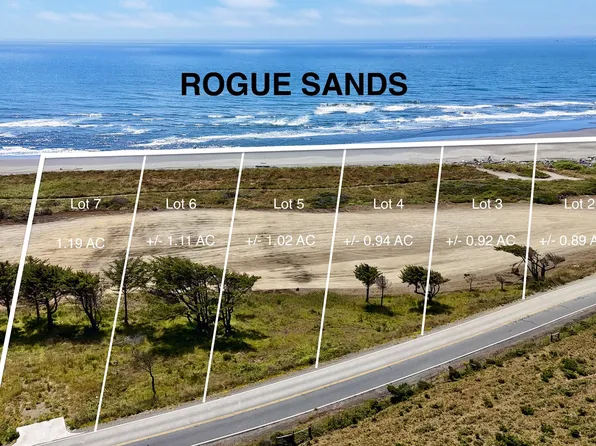 900 Old Coast Rd #6, Gold Beach, OR 97444