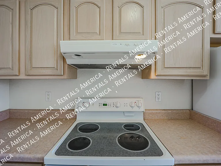 317 W Hononegh Dr #5 — Photo 8