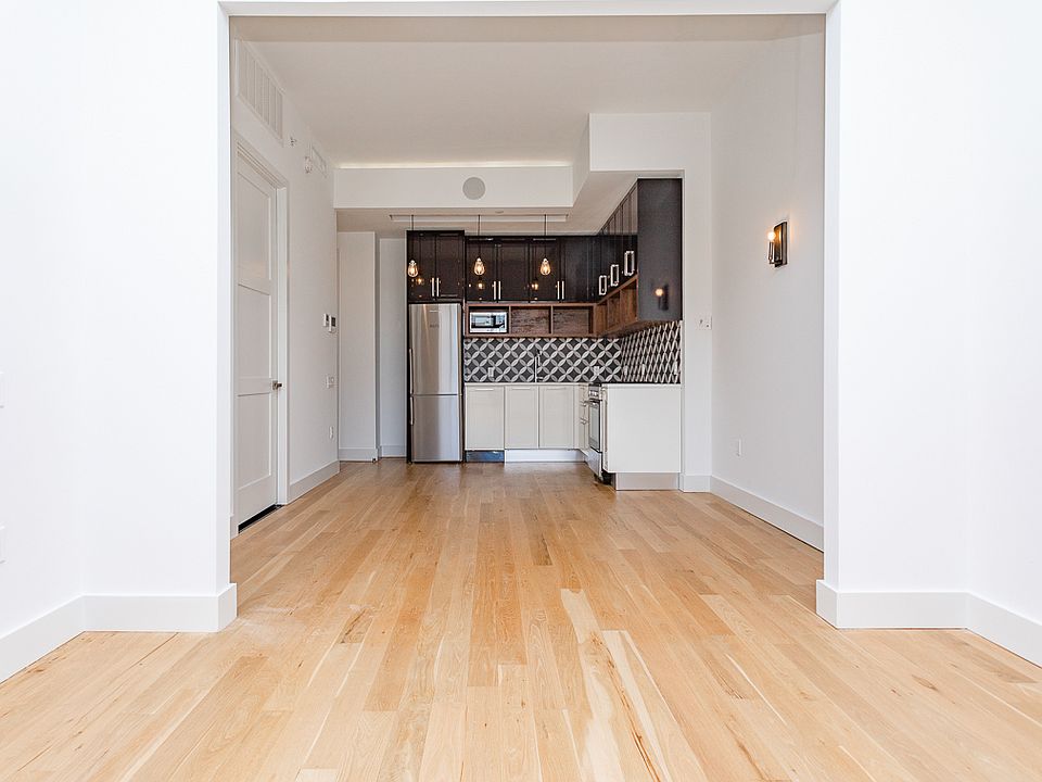 1st image of 41-21 28th St #2C2