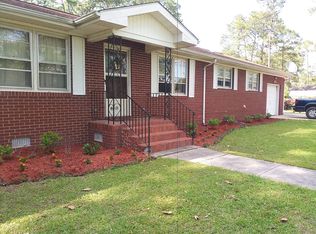 2209 Oleander Dr, Waycross, GA 31501