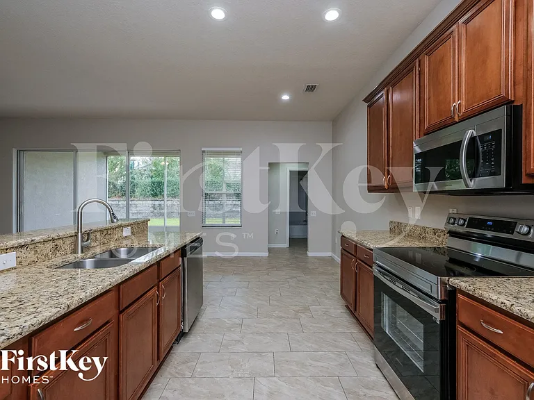 2018 Heartland Cir — Photo 6
