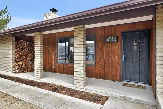 1st image of 3013 Pleasant Valley Cir