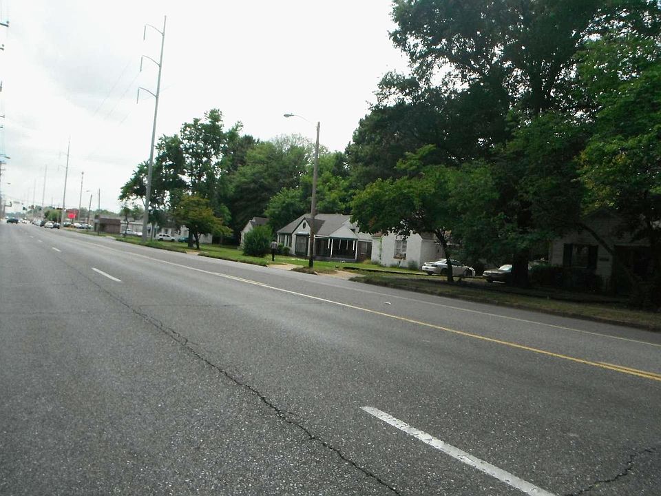 2nd image of 1083 Getwell Rd
