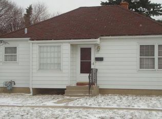 75 N Alfred Ave, Elgin, IL 60123