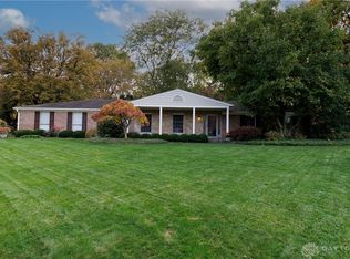 5837 Hithergreen Dr, Dayton, OH 45429