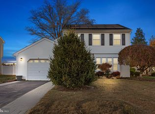 3 Joni Ave, Hamilton, NJ 08690