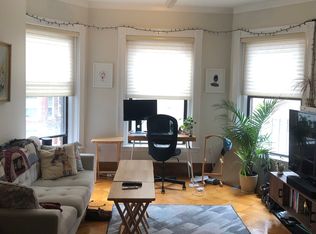 33 Bay State Rd APT 4F, Boston, MA 02215