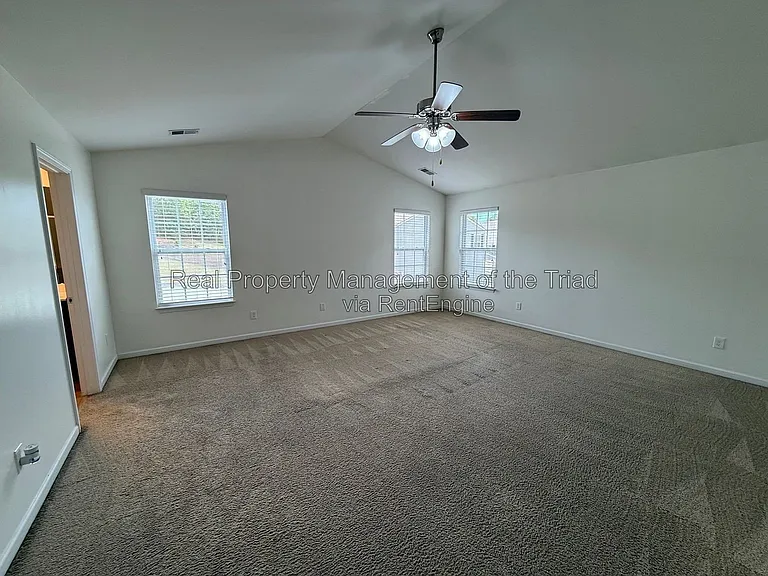1759 Waverley Oak Dr — Photo 13