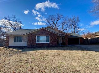 1330 Quail Run Cir, Bentonville, AR 72712