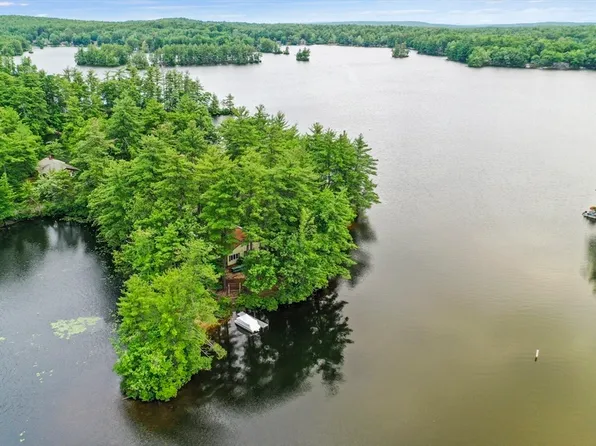 52 Birch Island Way, Lunenburg, MA 01462