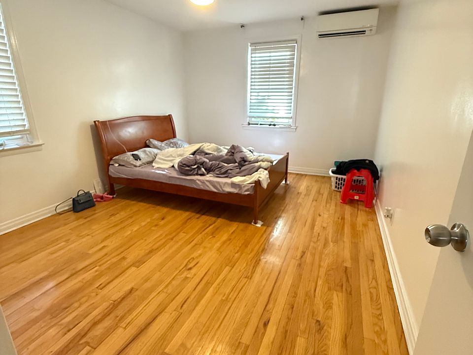 1st image of 19304 45th Ave #1A