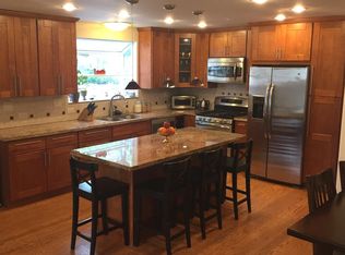 2948 Ross Rd, Palo Alto, CA 94303