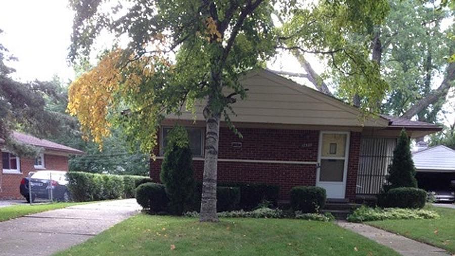1st image of 17329 Wiltshire Blvd