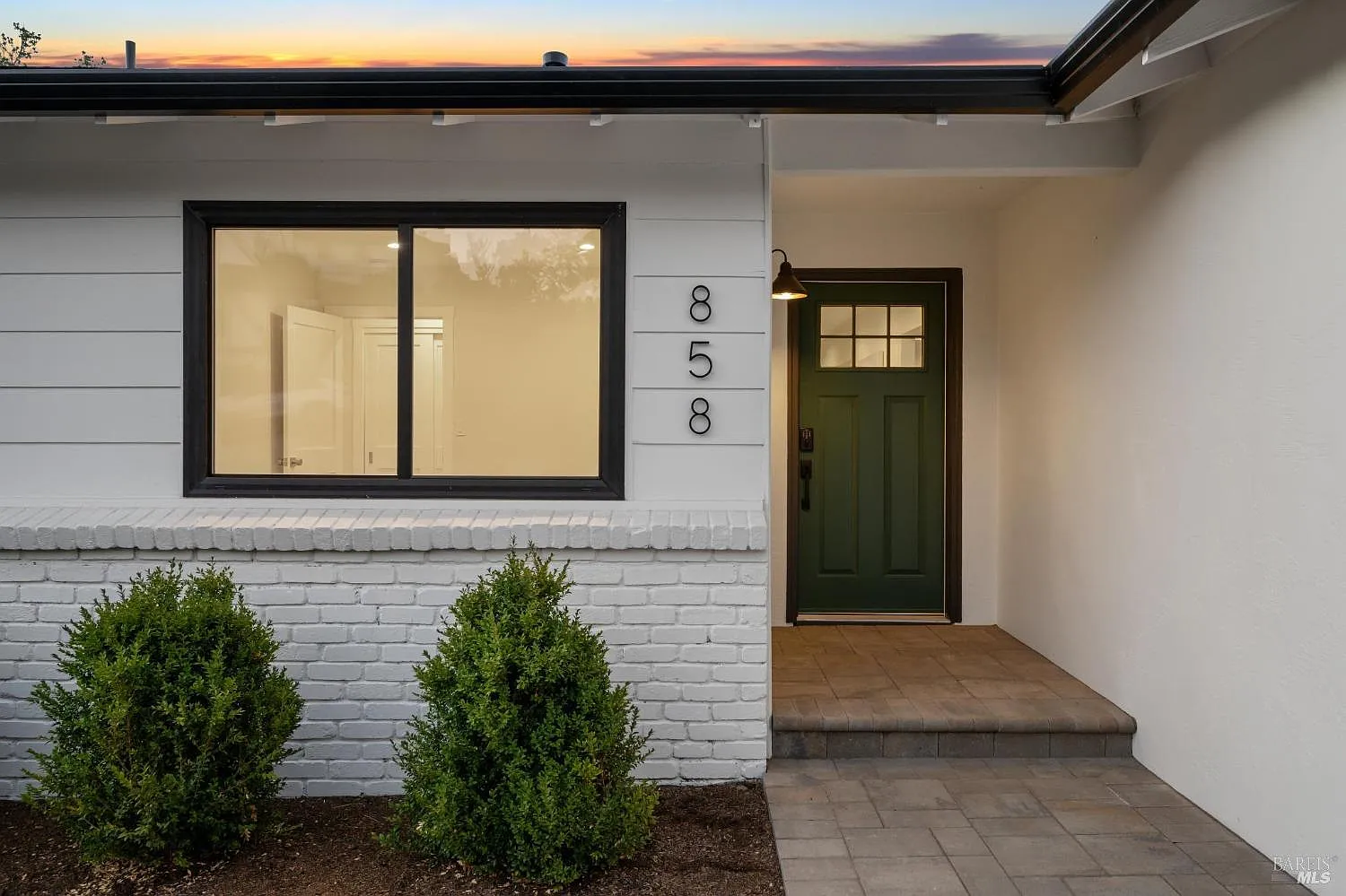 858 Cherry Street photo 1