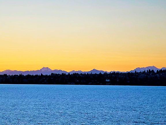 Olympic Mtns across the lake at Dusk