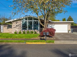 919 9th St SW, Puyallup, WA 98371