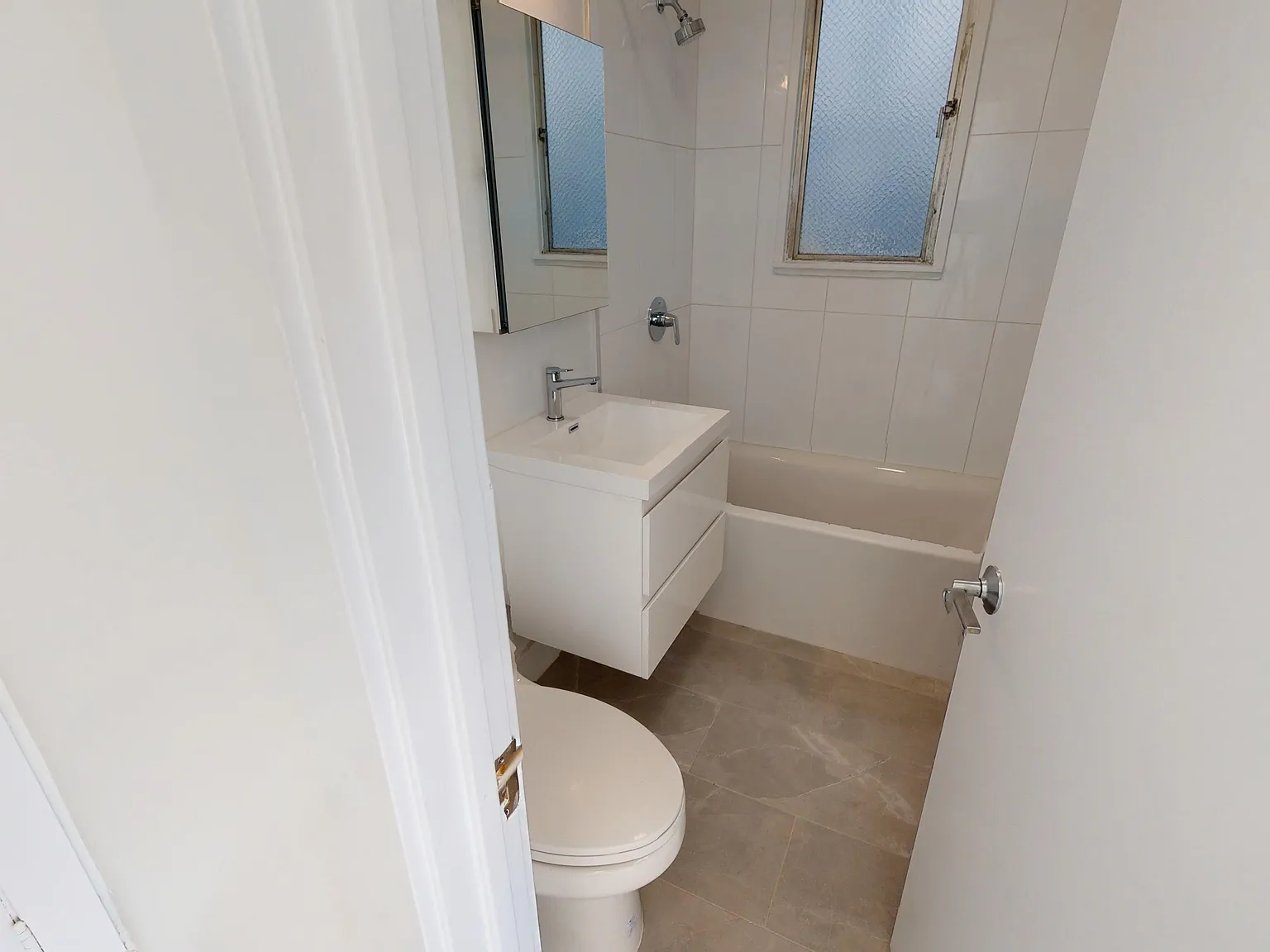 1472 Filbert Street — Photo 4