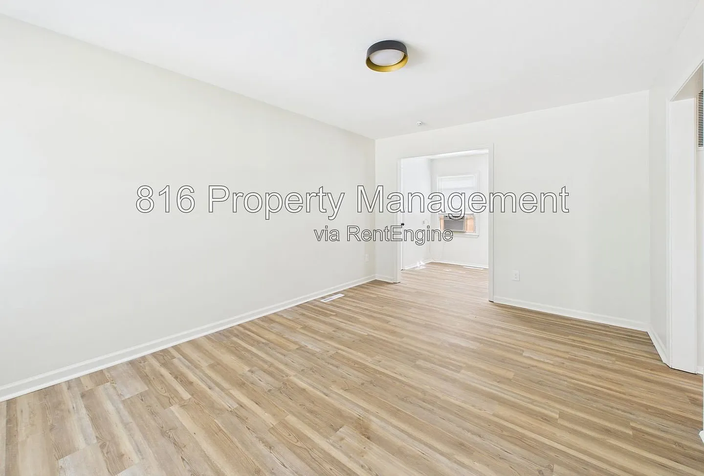 3 bed, 1.0 bath, 792 sqft, $1,595 — Photo 3