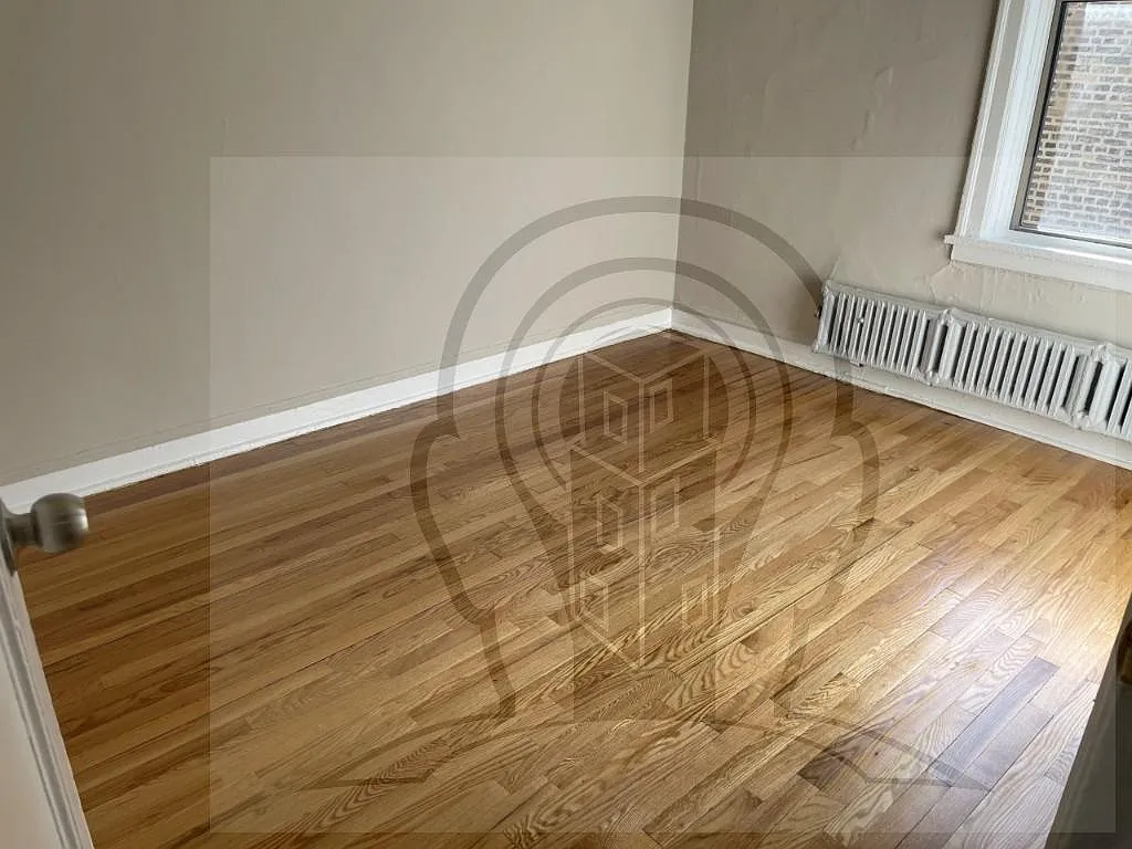 2 bed, 1.0 bath, $1,650 — Photo 4