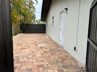 18811 Belview Dr, Cutler Bay, FL 33157