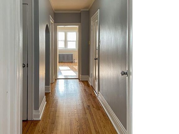 4th image of 2643 N Laramie Ave APT 3B