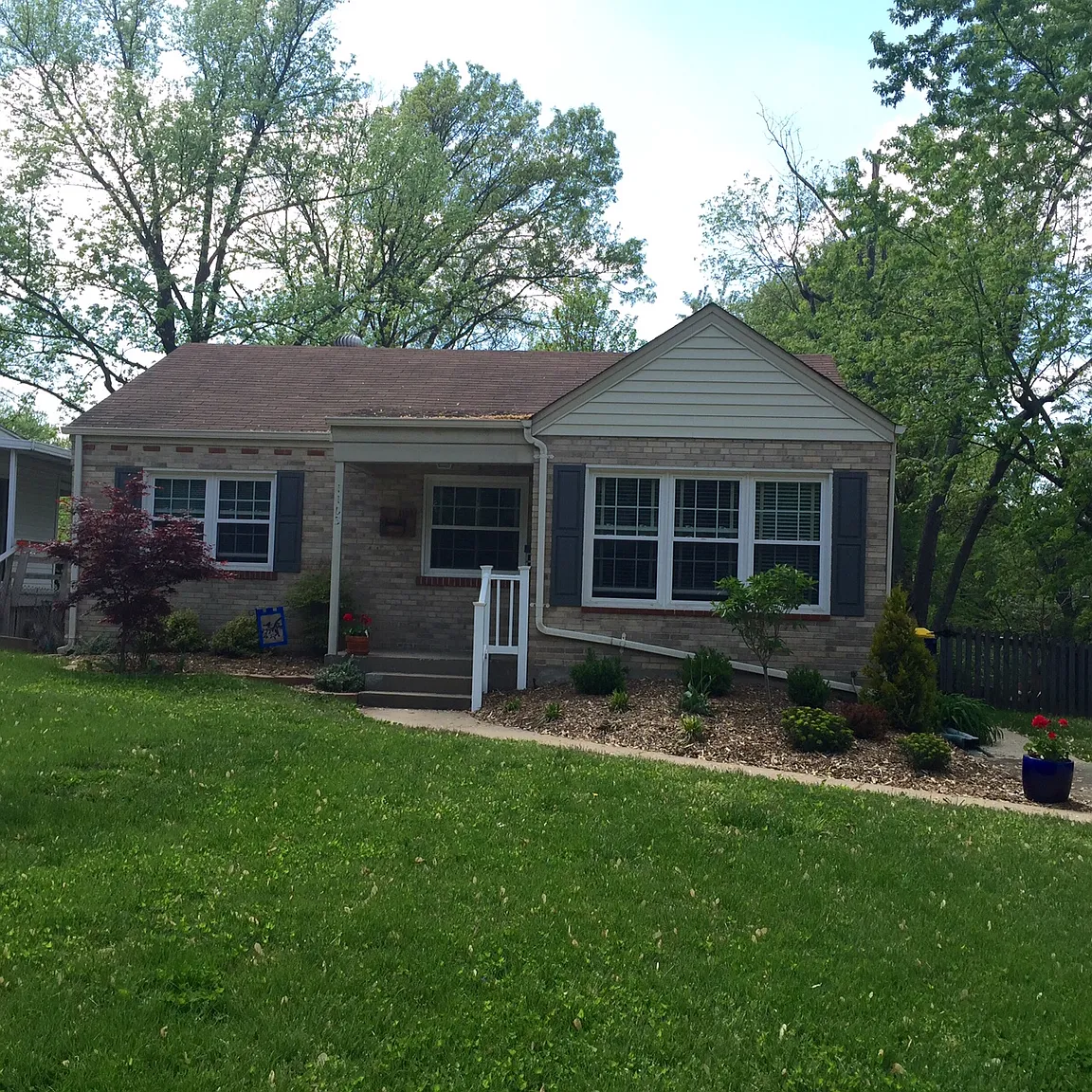 1103 Lanvale Dr photo 1