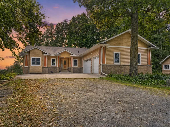 9840 Pine Shores Dr, Pine City, MN 55063