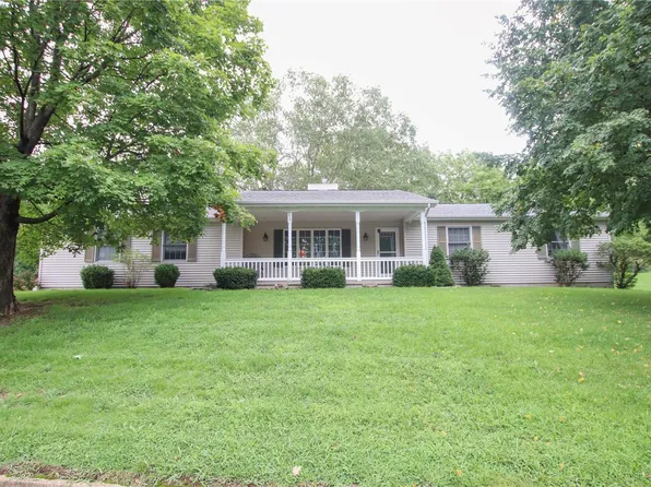 210 Meramec Dr, Sullivan, MO 63080