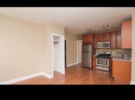 3731 N Elston Ave, Chicago, IL