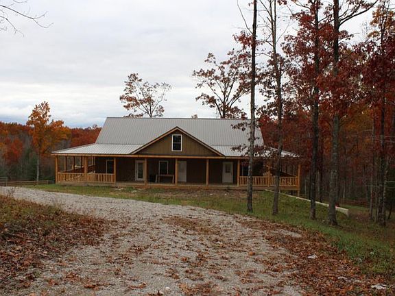 2nd image of 541 Spruce Creek Dr