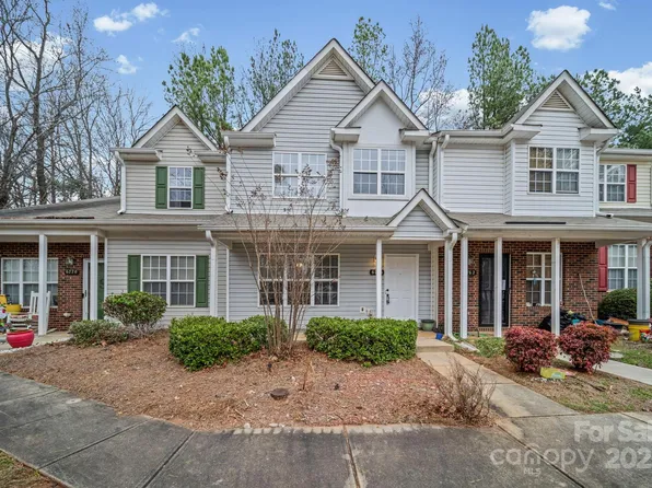 6766 Cypress Tree Ln, Charlotte, NC 28215