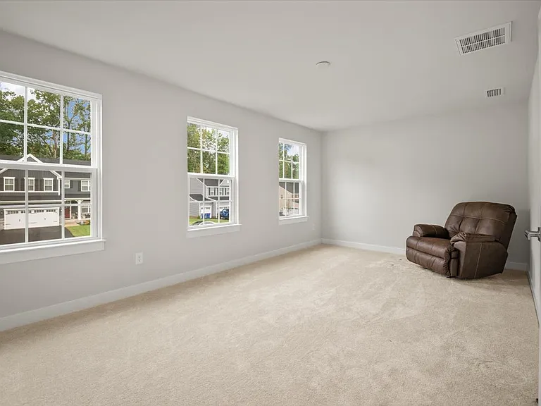 14212 Botsford Ave — Photo 31