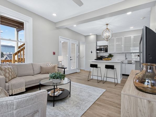 104 Thorndike St #2, Cambridge, MA 02141