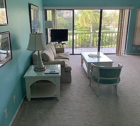 3rd image of 1605 S Us Highway 1 APT V5-203