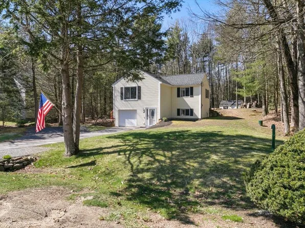 25 Boulder Drive, Danville, NH 03819